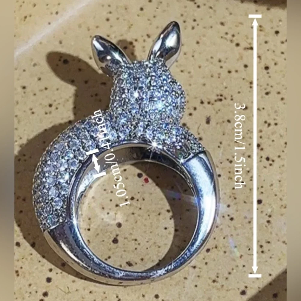 New Sparkling Rabbit Ring - Picture 7 of 9